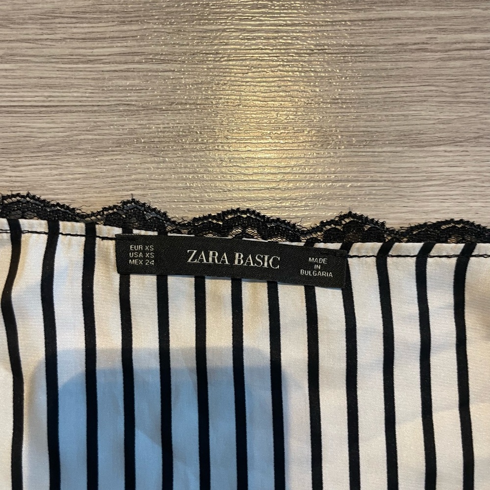 Zara Striped Black and White Lace Trim Cami Top - Picture 6 of 6